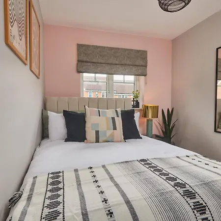 Homebird - Tavistock House Leeds (West Yorkshire)